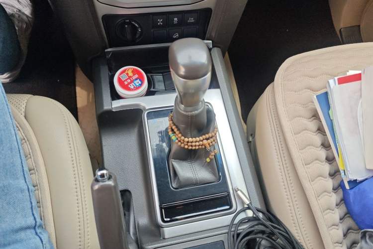 Used Toyota Prado 2018 4.0L TXL Nine Airbags External Mount – Middle East Version Gear Lever