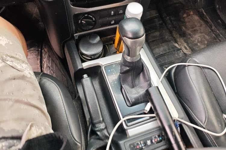 Used Toyota Prado 2018 3.5L Automatic TX-L NAVI Gear Lever