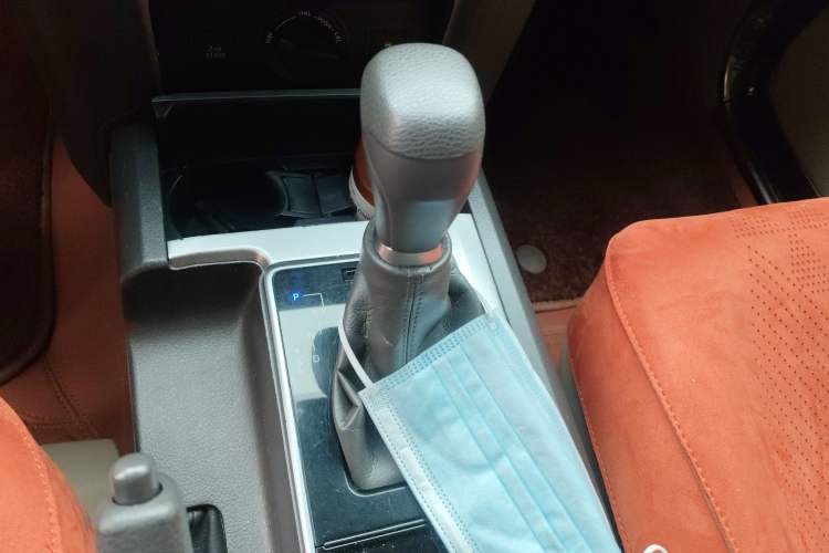 Used Toyota Prado  Gear Lever