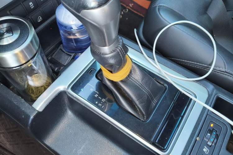 Used Toyota Prado 2018 3.5L Automatic TX-L Gear Lever