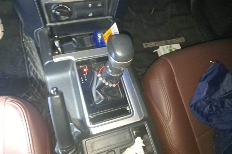 Used Toyota Prado 2018 3.5L Automatic TX Gear Lever