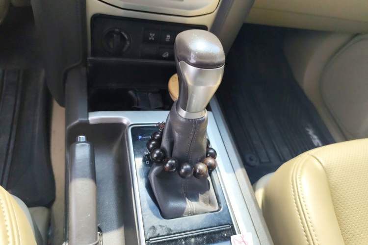 Used Toyota Prado  Gear Lever