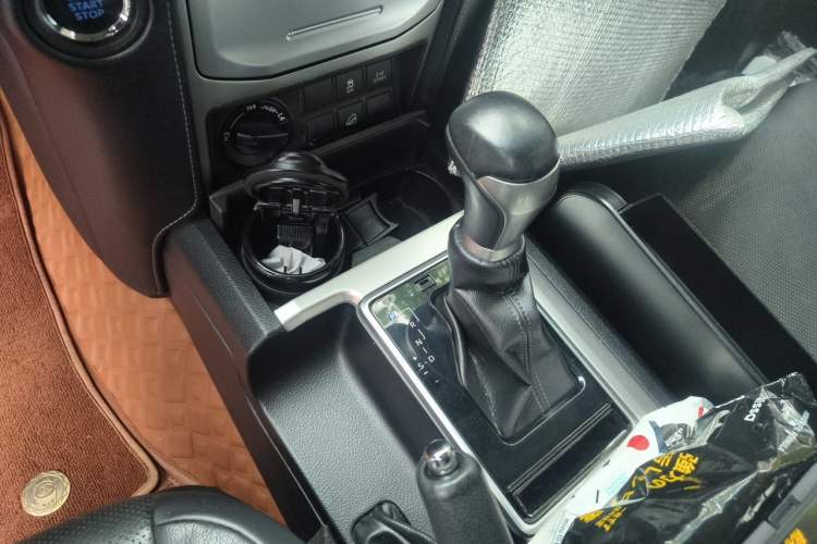 Used Toyota Prado 2018 3.5L Automatic TX-L NAVI Gear Lever