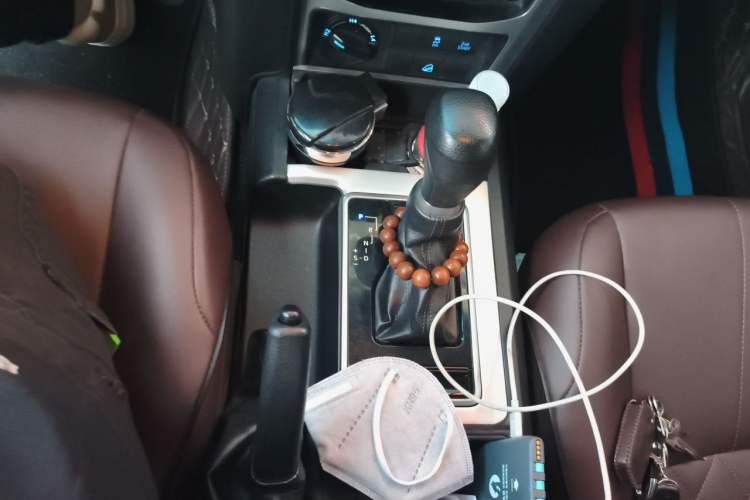 Used Toyota Prado 2018 3.5L Automatic SX Gear Lever