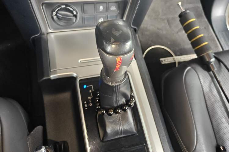 Used Toyota Prado 2018 3.5L Automatic TX-L NAVI Gear Lever