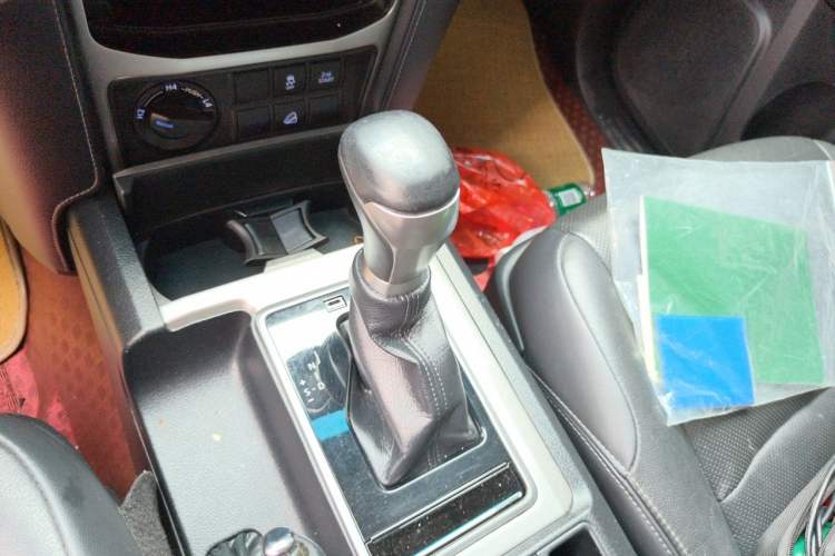 Used Toyota Prado 2018 3.5L Automatic TX-L with Rear-Mounted Spare Tire Gear Lever