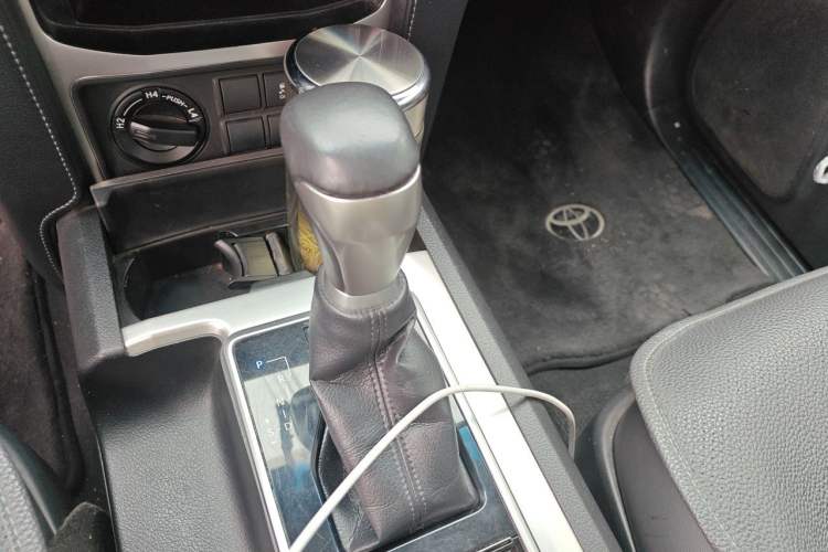 Used Toyota Prado 2018 3.5L Automatic TX-L NAVI with Rear-Mounted Spare Tire Gear Lever
