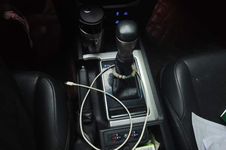 Used Toyota Prado 2018 3.5L Automatic TX-L Gear Lever