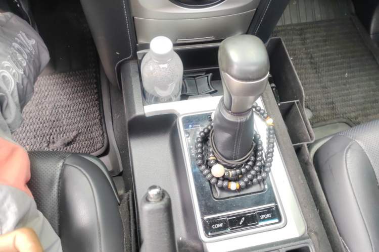 Used Toyota Prado 2018 3.5L Automatic VX NAVI with Rear-Mounted Spare Tire Gear Lever