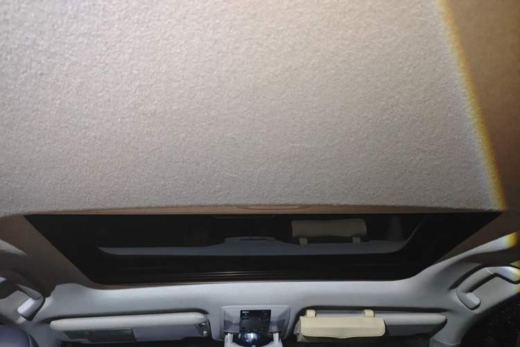 Used Toyota Prado 2018 3.5L Automatic TX-L with Rear-Mounted Spare Tire Headliner