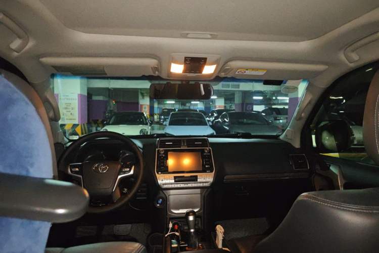 Used Toyota Prado 2018 3.5L Automatic TX-L NAVI Headliner