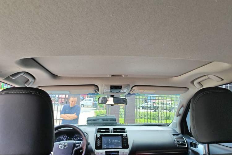 Used Toyota Prado 2018 3.5L Automatic TX-L Headliner