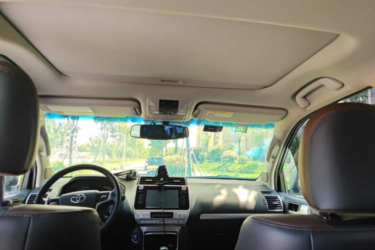 Used Toyota Prado 2018 3.5L Automatic TX-L with Rear-Mounted Spare Tire Headliner