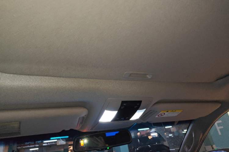 Used Toyota Prado 2018 3.5L Automatic TX-L Headliner