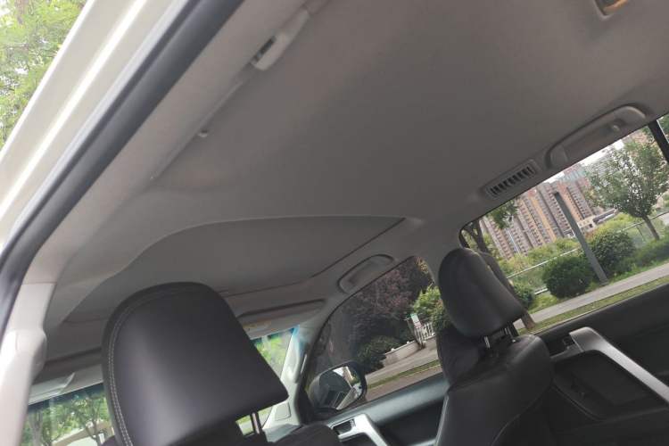 Used Toyota Prado 2018 3.5L Automatic TX-L Headliner