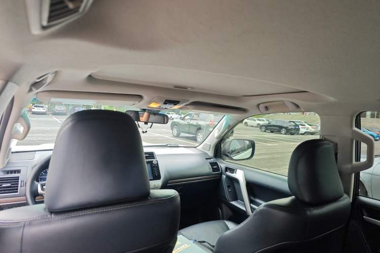 Used Toyota Prado 2018 3.5L Automatic TX-L Headliner