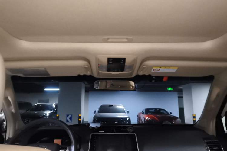 Used Toyota Prado 2018 3.5L Automatic TX-L with Rear-Mounted Spare Tire Headliner