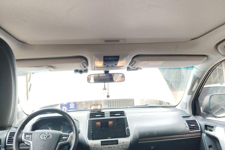 Used Toyota Prado 2018 3.5L Automatic TX-L with Rear-Mounted Spare Tire Headliner