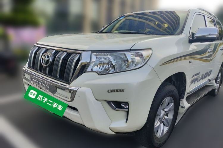 Toyota Prado 2018 Toyota Land Cruiser, 2.7-liter automatic, 7-seater, U.S.-spec (parallel import) usata Guazi used car, China used car export, Used car for sale, Used  cars, Cheapest cars for sale