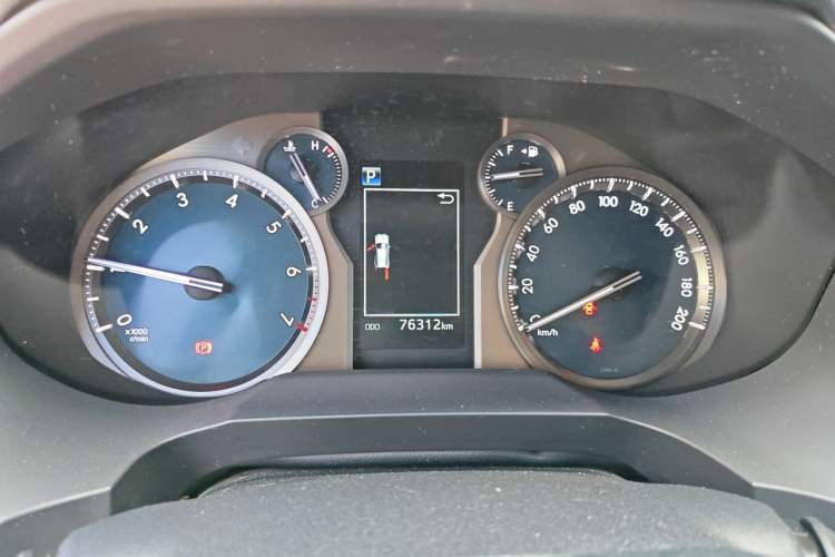 Used Toyota Prado 2018 3.5L Automatic TX-L Instrument Cluster