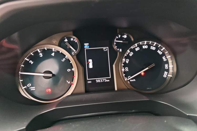 Used Toyota Prado 2018 3.5L Automatic TX-L Instrument Cluster