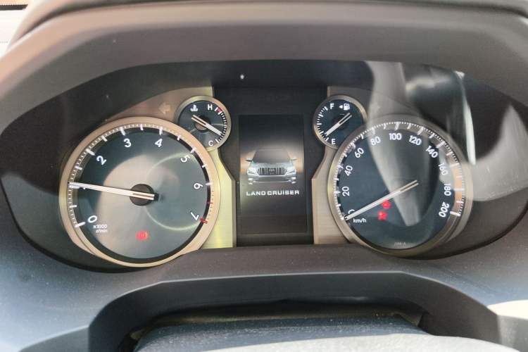 Used Toyota Prado 2018 3.5L Automatic TX-L NAVI Instrument Cluster