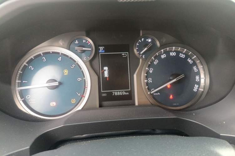 Used Toyota Prado 2018 3.5L Automatic TX-L Instrument Cluster