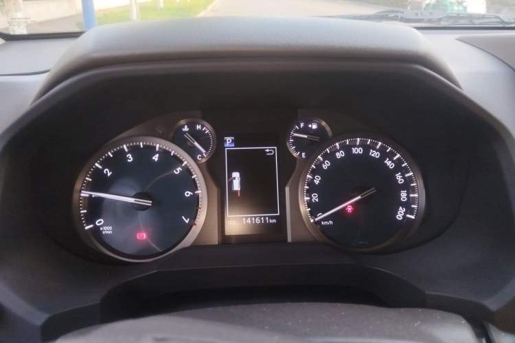 Used Toyota Prado 2018 3.5L Automatic TX-L Instrument Cluster