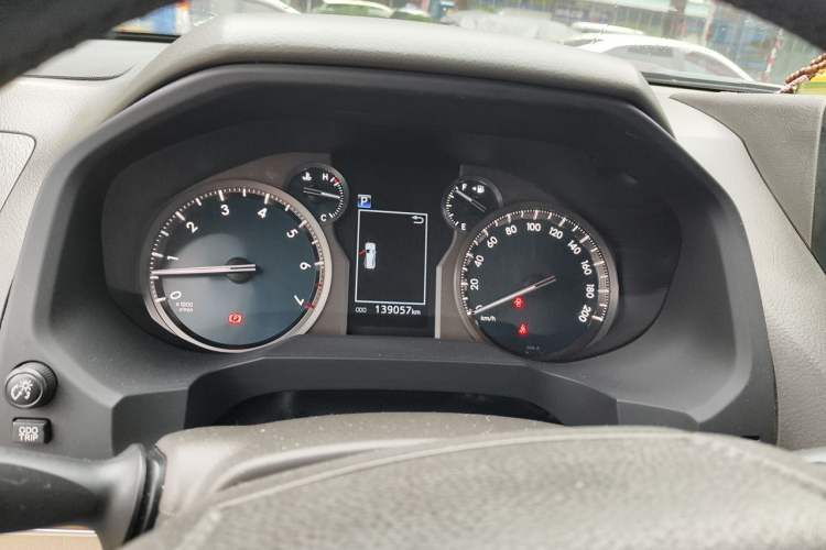 Used Toyota Prado 2018 3.5L Automatic TX-L Instrument Cluster