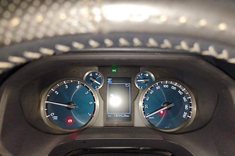 Used Toyota Prado 2018 3.5L Automatic TX-L with Rear-Mounted Spare Tire Instrument Cluster