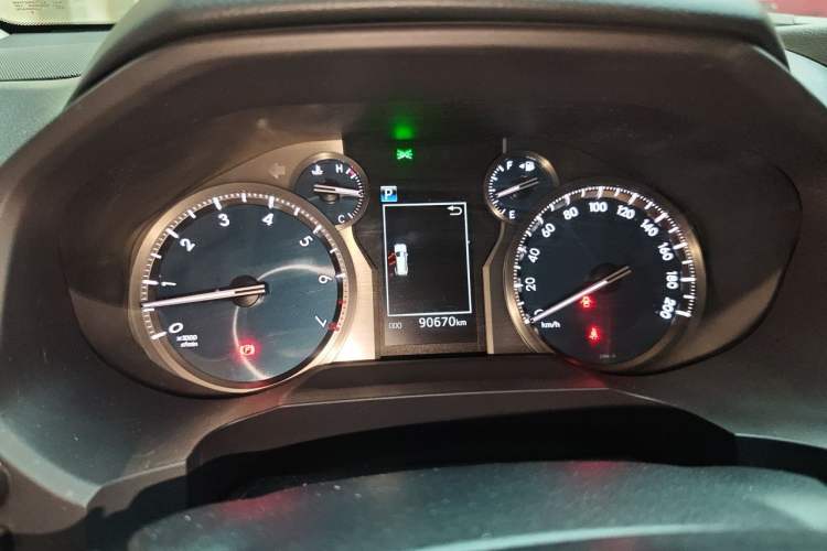 Used Toyota Prado 2018 3.5L Automatic TX-L Instrument Cluster