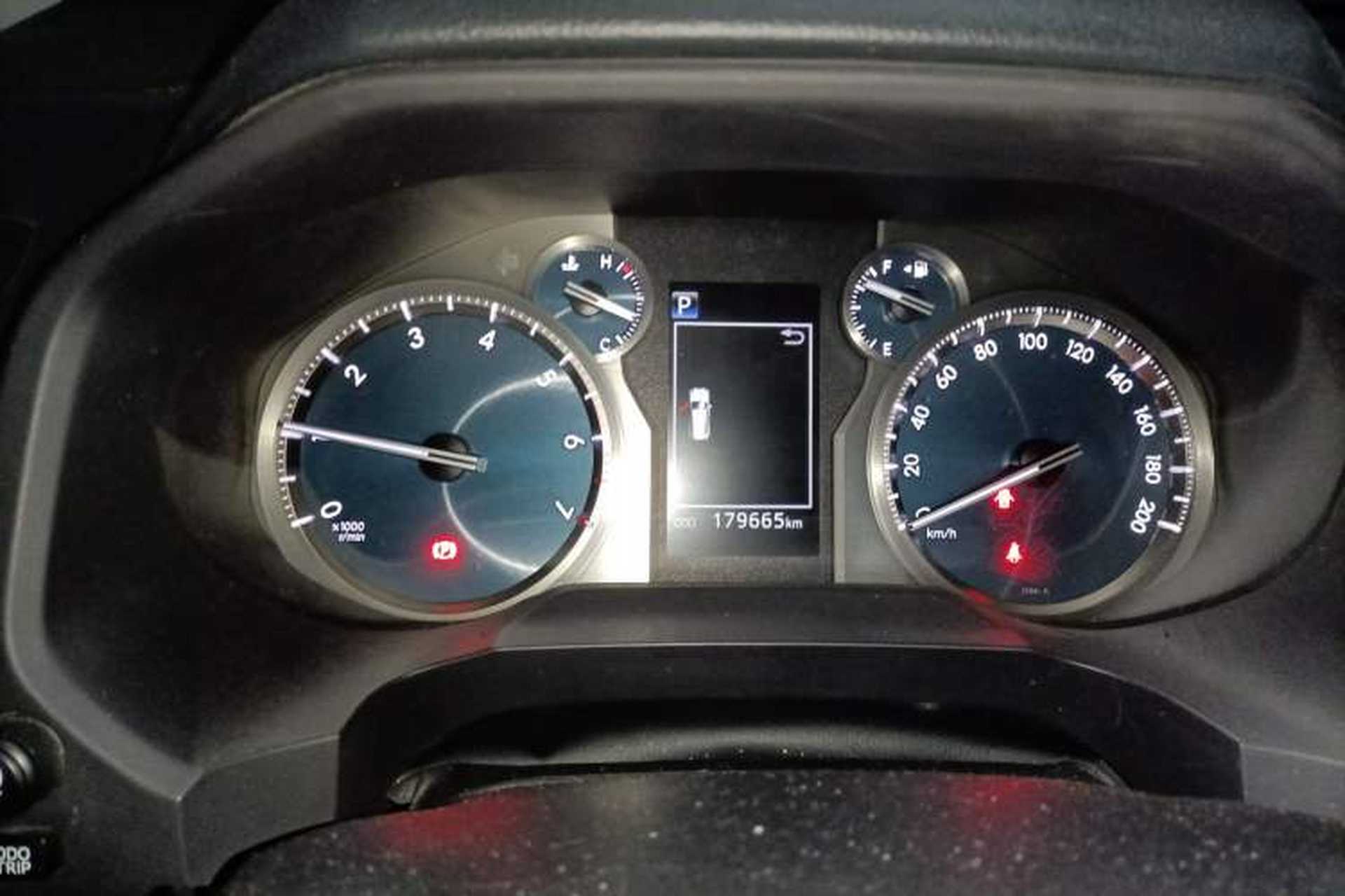 Used Toyota Prado 2018 3.5L Automatic TX-L Instrument Cluster