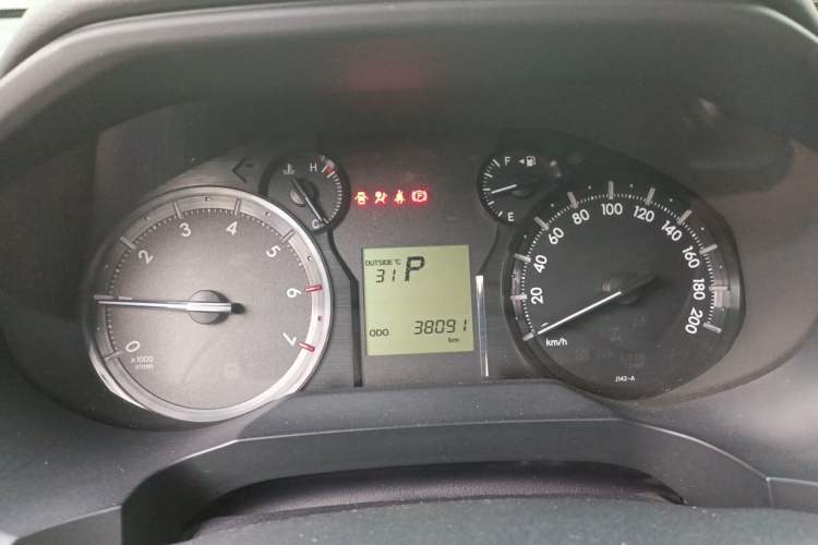 Used Toyota Prado  Instrument Cluster