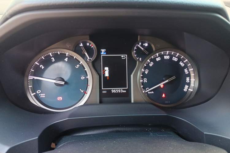 Used Toyota Prado 2018 3.5L Automatic TX-L Instrument Cluster