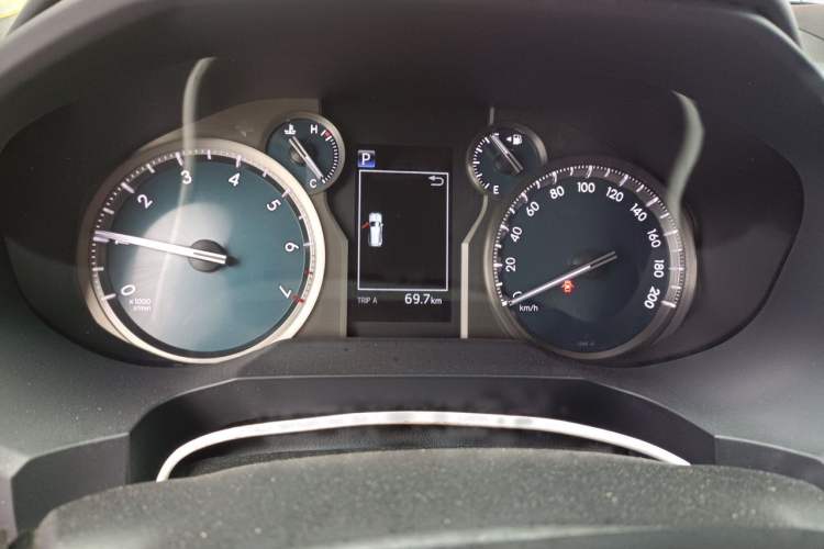 Used Toyota Prado 2018 3.5L Automatic TX-L with Rear-Mounted Spare Tire Instrument Cluster