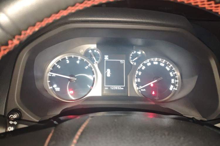 Used Toyota Prado 2018 3.5L Automatic TX-L with Rear-Mounted Spare Tire Instrument Cluster