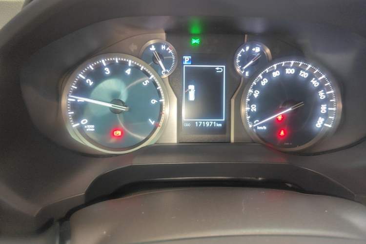 Used Toyota Prado 2018 3.5L Automatic TX-L Instrument Cluster