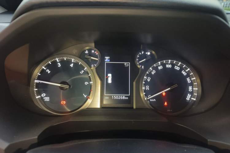 Used Toyota Prado 2018 3.5L Automatic TX-L Instrument Cluster