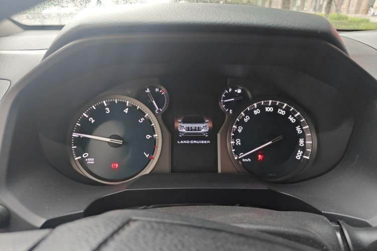 Used Toyota Prado 2018 3.5L Automatic TX-L with Rear-Mounted Spare Tire Instrument Cluster