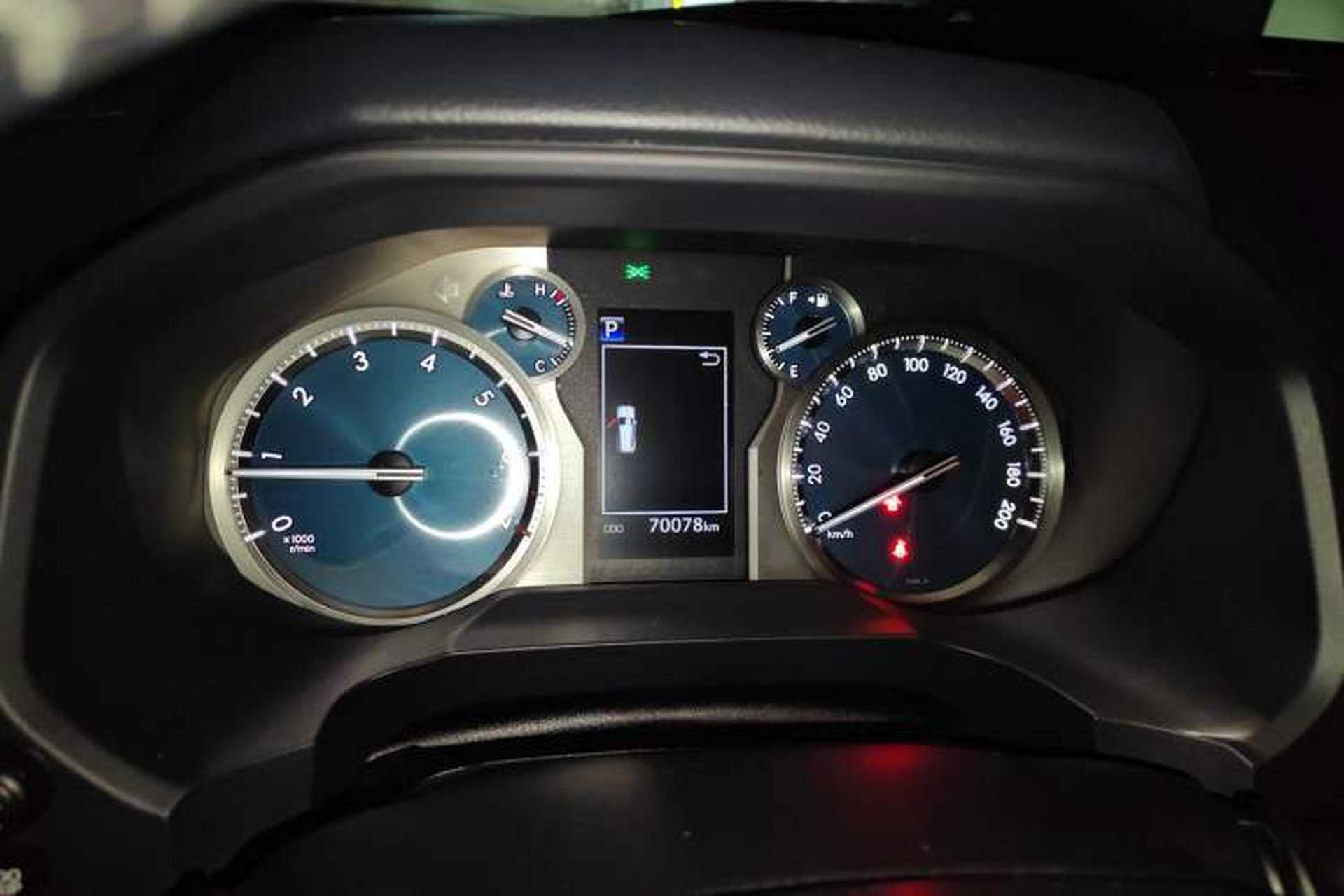 Used Toyota Prado 2018 3.5L Automatic TX-L Instrument Cluster