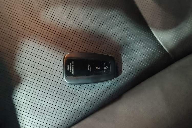 Used Toyota Prado 2018 3.5L Automatic TX-L Interior 1
