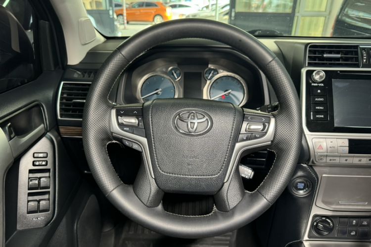 Used Toyota Prado 2018 3.5L Automatic TX-L with Rear-Mounted Spare Tire Interior 12