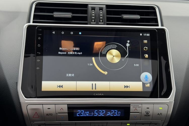 Used Toyota Prado 2018 3.5L Automatic TX-L Interior 2