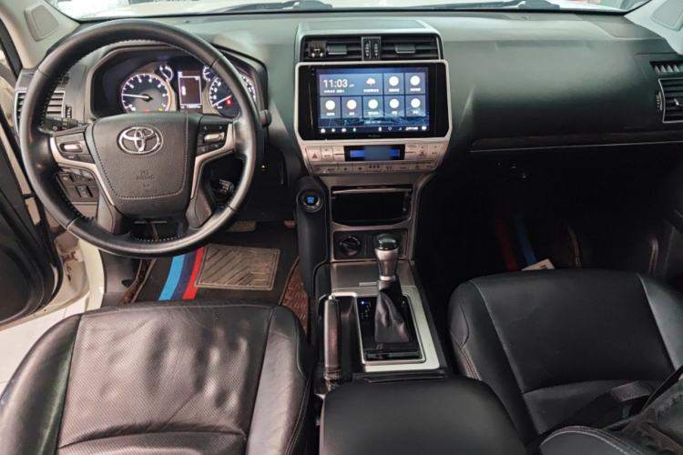 Used Toyota Prado 2018 3.5L Automatic TX-L with Rear-Mounted Spare Tire Interior 2