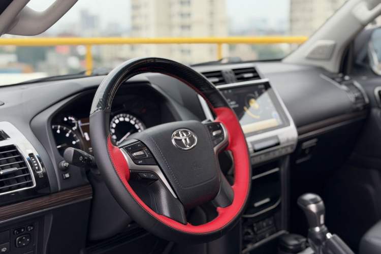 Used Toyota Prado 2018 3.5L Automatic TX-L Interior 4