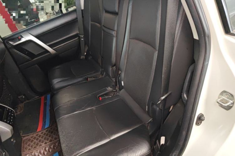 Used Toyota Prado 2018 3.5L Automatic TX-L with Rear-Mounted Spare Tire Interior 4