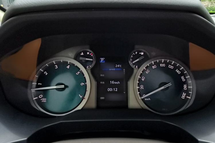 Used Toyota Prado 2018 3.5L Automatic TX-L NAVI Interior 5