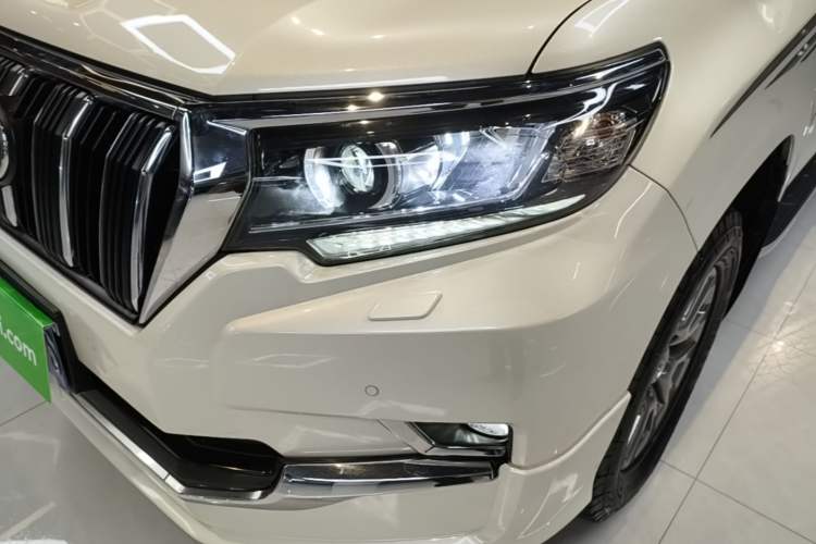 Used Toyota Prado 2018 3.5L Automatic TX-L Left Front Headlight