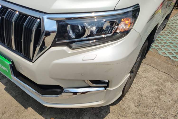 Used Toyota Prado 2018 3.5L Automatic TX-L with Rear-Mounted Spare Tire Left Front Headlight