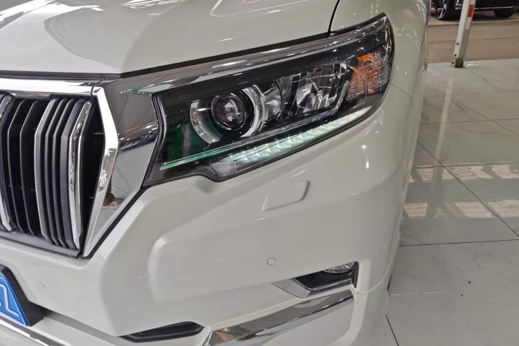 Used Toyota Prado 2018 3.5L Automatic TX-L Left Front Headlight
